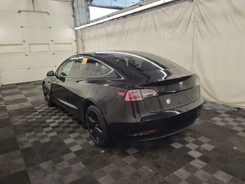 More photos of 2018 Tesla Model 3 Long Range at Auto Trust USA, FL