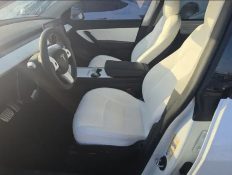 More photos of 2021 Tesla Model Y Long Range at Auto Trust USA, FL