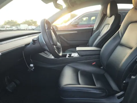 More photos of 2023 Tesla Model Y Long Range at Auto Trust USA, FL
