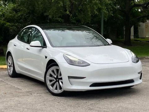 More photos of 2022 Tesla Model 3 Long Range at Auto Trust USA, FL