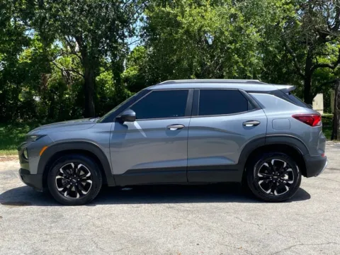 More photos of 2021 Chevrolet TrailBlazer LT at Auto Trust USA, FL