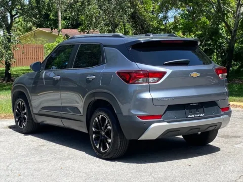 More photos of 2021 Chevrolet TrailBlazer LT at Auto Trust USA, FL