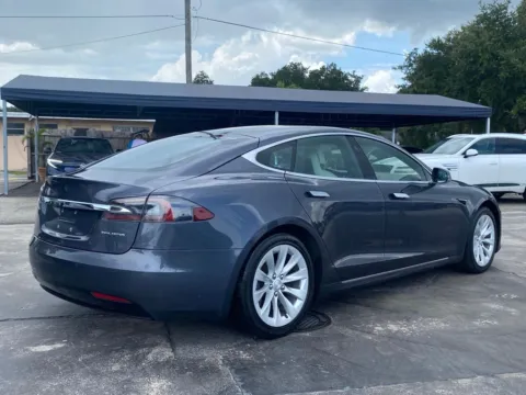 More photos of 2019 Tesla Model S Long Range at Auto Trust USA, FL