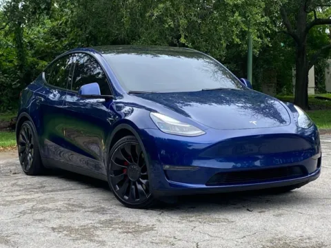 More photos of 2022 Tesla Model Y Performance at Auto Trust USA, FL