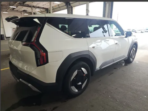 Another view of 2024 Kia EV9 Light Long Range for sale in Miramar, FL at Auto Trust USA
