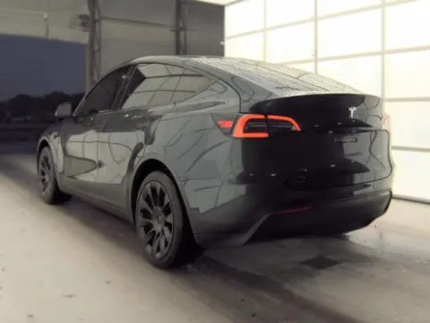 More photos of 2024 Tesla Model Y Long Range at Auto Trust USA, FL