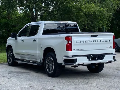 More photos of 2024 Chevrolet Silverado 1500 High Country at Auto Trust USA, FL