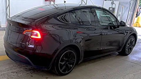 More photos of 2023 Tesla Model Y Long Range at Auto Trust USA, FL
