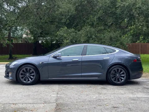 More photos of 2020 Tesla Model S Long Range Plus at Auto Trust USA, FL