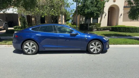 Another view of 2020 Tesla Model S Long Range Plus for sale in Miramar, FL at Auto Trust USA