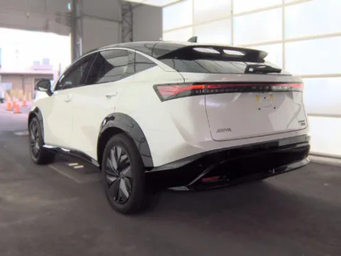 More photos of 2024 Nissan Ariya EVOLVE+ at Auto Trust USA, FL