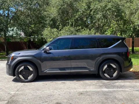 More photos of 2024 Kia EV9 Wind at Auto Trust USA, FL