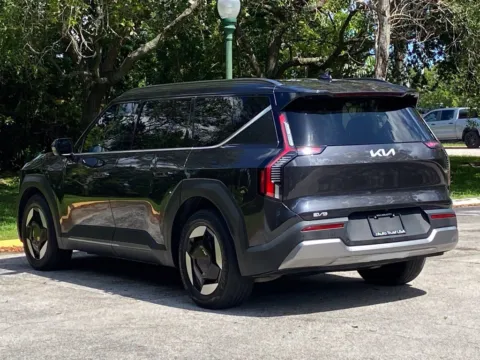More photos of 2024 Kia EV9 Wind at Auto Trust USA, FL