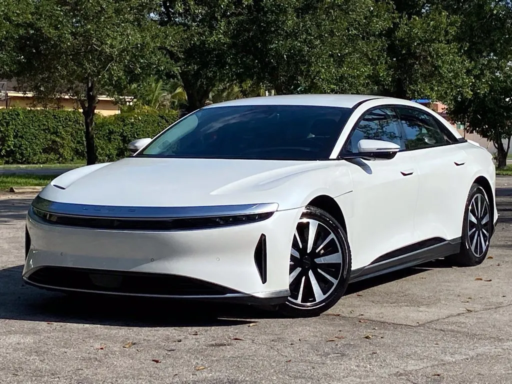 White 2025 Lucid Air Pure for sale in Miramar, FL