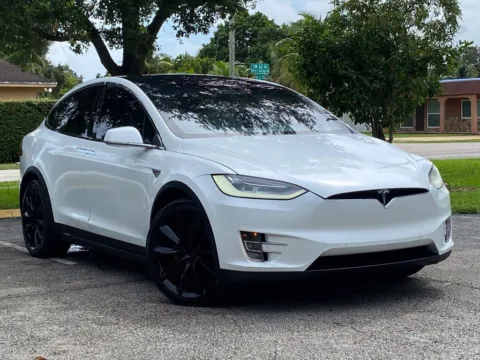 More photos of 2020 Tesla Model X Long Range at Auto Trust USA, FL