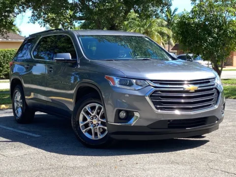 Another view of 2020 Chevrolet Traverse 3LT for sale in Miramar, FL at Auto Trust USA