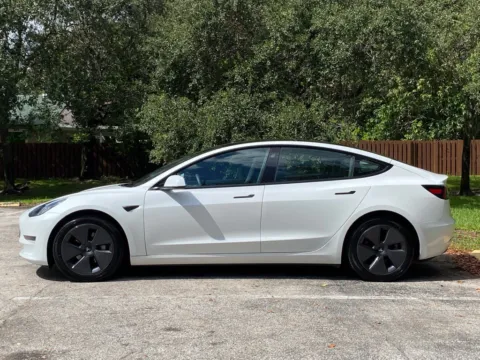 More photos of 2023 Tesla Model 3 at Auto Trust USA, FL