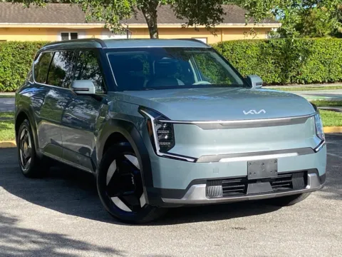 Another view of 2024 Kia EV9 Wind for sale in Miramar, FL at Auto Trust USA