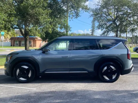 More photos of 2024 Kia EV9 Wind at Auto Trust USA, FL
