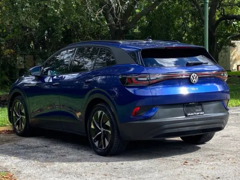 More photos of 2021 Volkswagen ID.4 Pro S at Auto Trust USA, FL