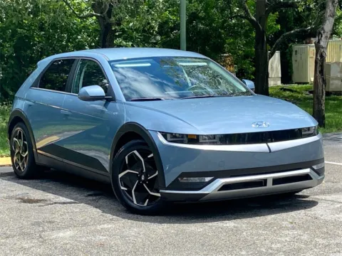 Another view of 2024 Hyundai IONIQ 5 SE for sale in Miramar, FL at Auto Trust USA