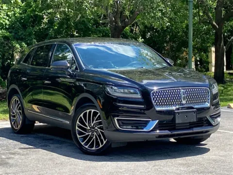 Another view of 2019 Lincoln Nautilus Reserve for sale in Miramar, FL at Auto Trust USA