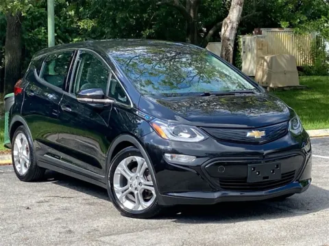 Another view of 2021 Chevrolet Bolt EV LT for sale in Miramar, FL at Auto Trust USA
