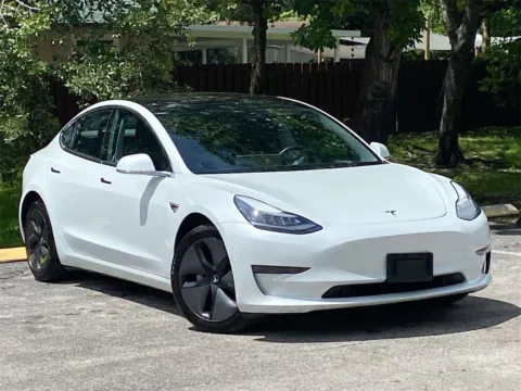 Another view of 2018 Tesla Model 3 Long Range Battery for sale in Miramar, FL at Auto Trust USA
