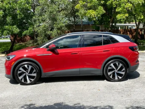 More photos of 2021 Volkswagen ID.4 Pro S at Auto Trust USA, FL