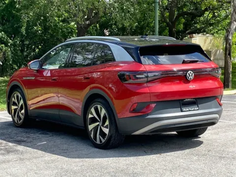 More photos of 2021 Volkswagen ID.4 Pro S at Auto Trust USA, FL