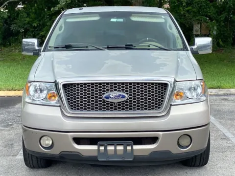 Photos of 2006 Ford F-150 Lariat for sale in Miramar, FL at Auto Trust USA
