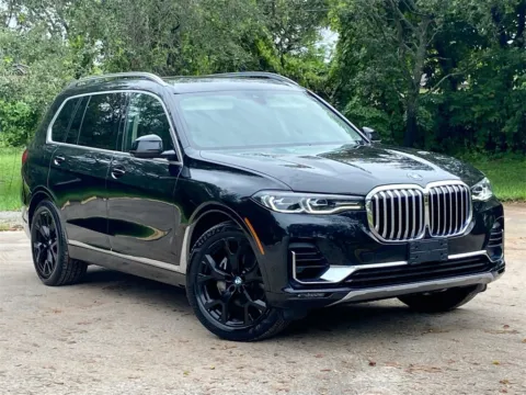 Another view of 2020 BMW X7 xDrive40i for sale in Miramar, FL at Auto Trust USA