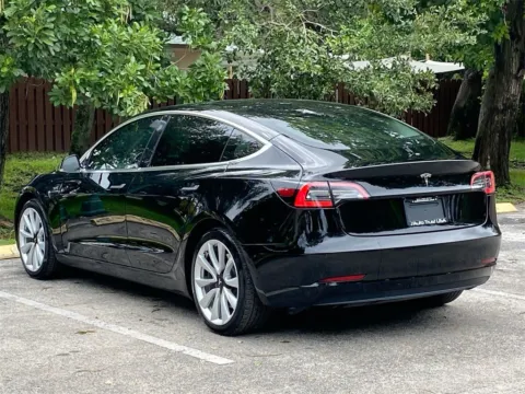 More photos of 2019 Tesla Model 3 Standard Range Plus at Auto Trust USA, FL