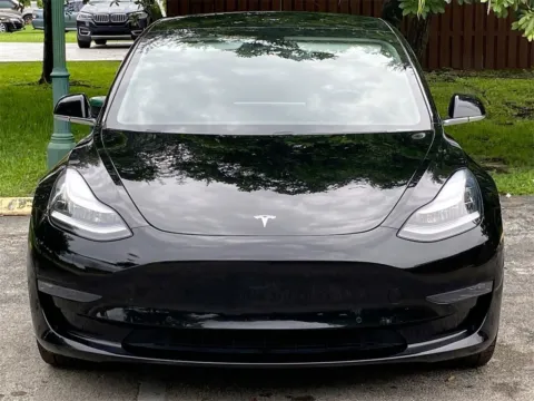 Photos of 2019 Tesla Model 3 Standard Range Plus for sale in Miramar, FL at Auto Trust USA