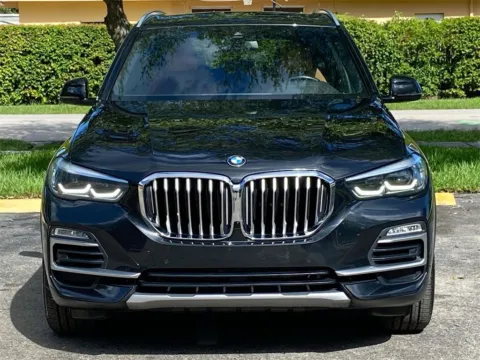 Photos of 2019 BMW X5 xDrive40i for sale in Miramar, FL at Auto Trust USA