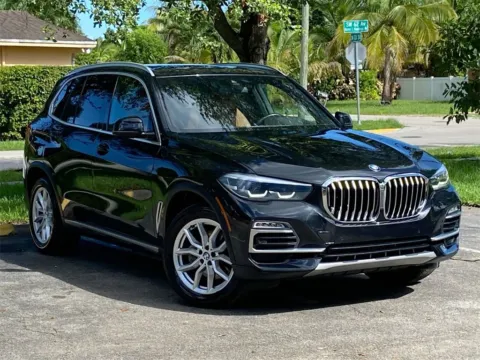 Another view of 2019 BMW X5 xDrive40i for sale in Miramar, FL at Auto Trust USA