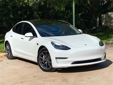 Another view of 2022 Tesla Model 3 Long Range for sale in Miramar, FL at Auto Trust USA