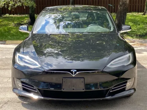 Photos of 2017 Tesla Model S 90D for sale in Miramar, FL at Auto Trust USA