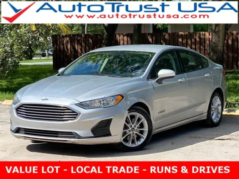 Silver 2019 Ford Fusion Hybrid SE for sale in Miramar, FL