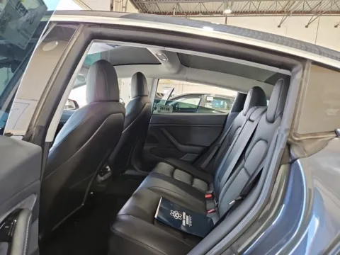 More photos of 2020 Tesla Model 3 Long Range at Auto Trust USA, FL
