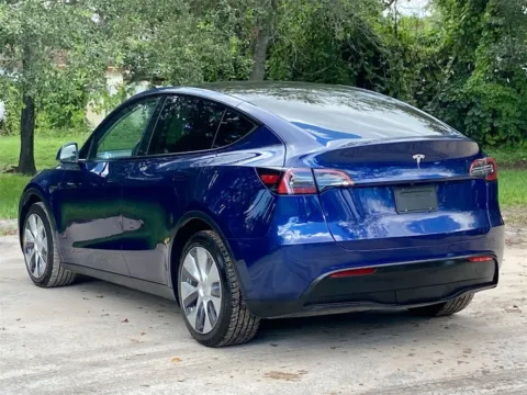 More photos of 2023 Tesla Model Y Long Range at Auto Trust USA, FL