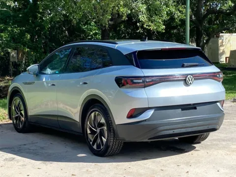 More photos of 2021 Volkswagen ID.4 Pro S at Auto Trust USA, FL