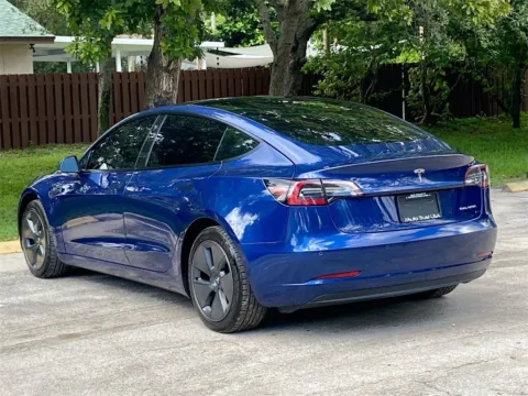 More photos of 2022 Tesla Model 3 Long Range at Auto Trust USA, FL