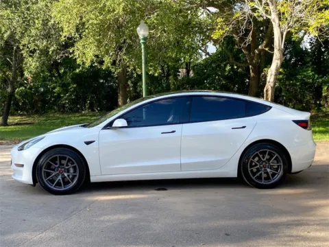Another view of 2021 Tesla Model 3 Standard Range Plus for sale in Miramar, FL at Auto Trust USA