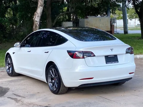 More photos of 2021 Tesla Model 3 Standard Range Plus at Auto Trust USA, FL