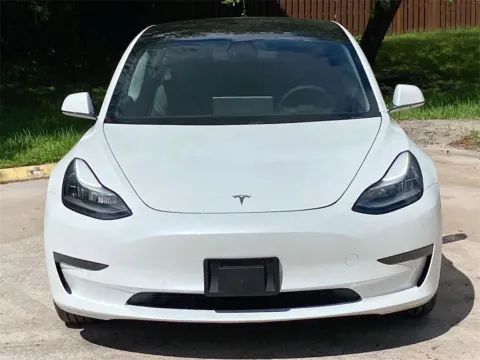 Photos of 2019 Tesla Model 3 Standard Range Plus for sale in Miramar, FL at Auto Trust USA