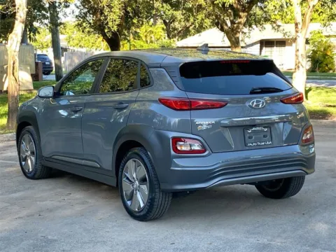 More photos of 2021 Hyundai Kona Electric Limited at Auto Trust USA, FL
