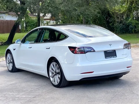 More photos of 2019 Tesla Model 3 Long Range at Auto Trust USA, FL