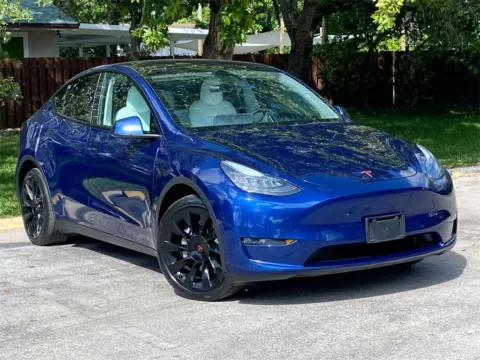 Another view of 2021 Tesla Model Y Long Range for sale in Miramar, FL at Auto Trust USA