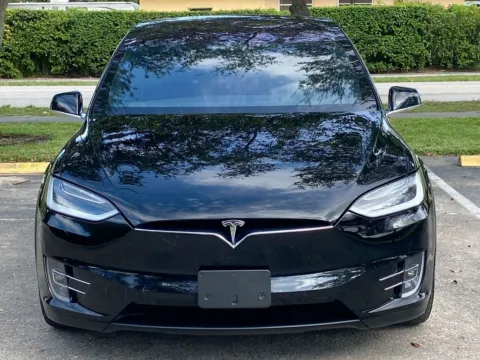 Photos of 2018 Tesla Model X 75D for sale in Miramar, FL at Auto Trust USA